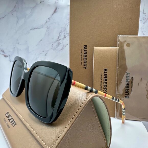 New Burberry Sunglasses - Picture 1 of 16